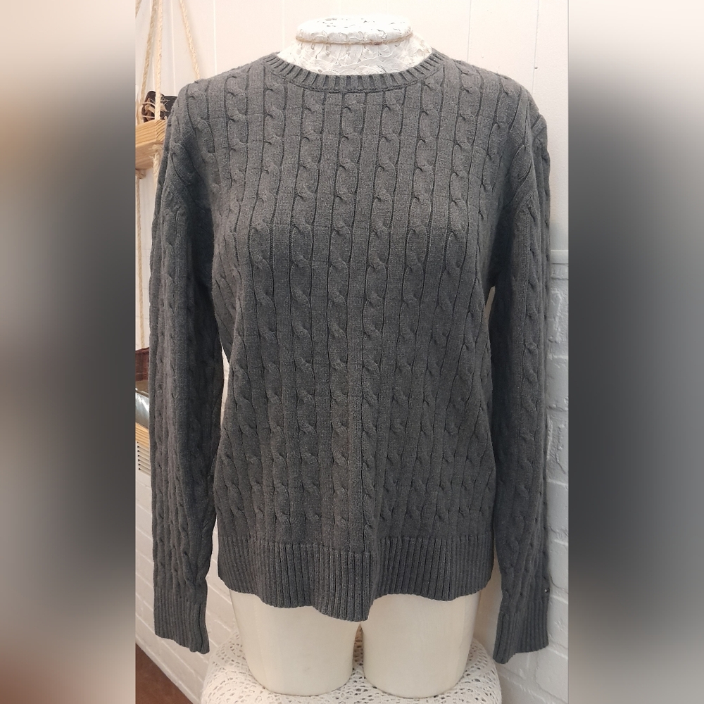 Women's Gray Cable Knit Sweater